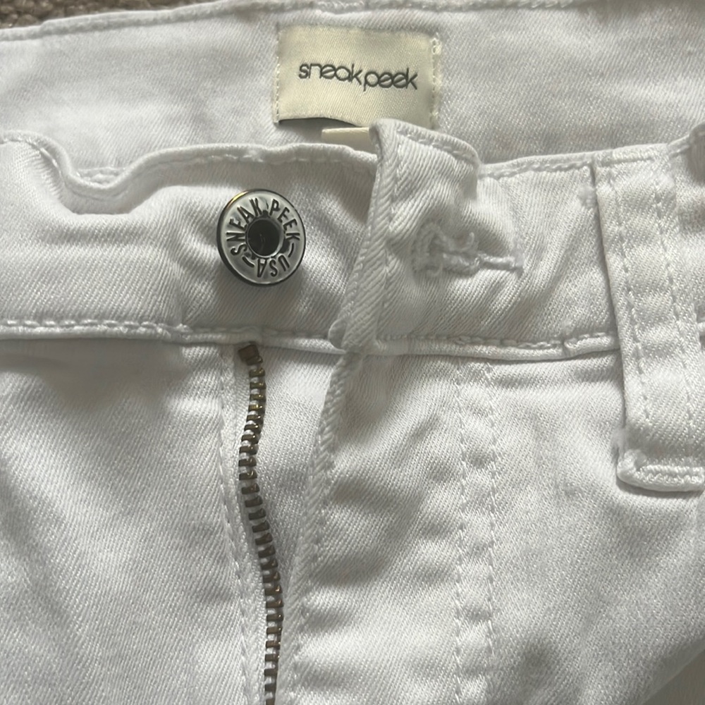 Sneak Peek White Distressed Jean